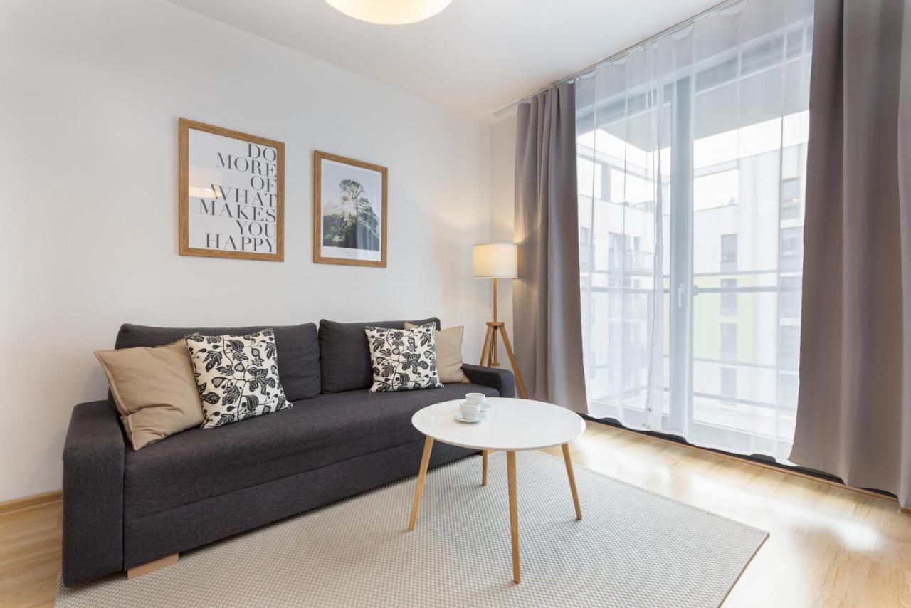 Kasprzaka By Renters Apartment Warschau