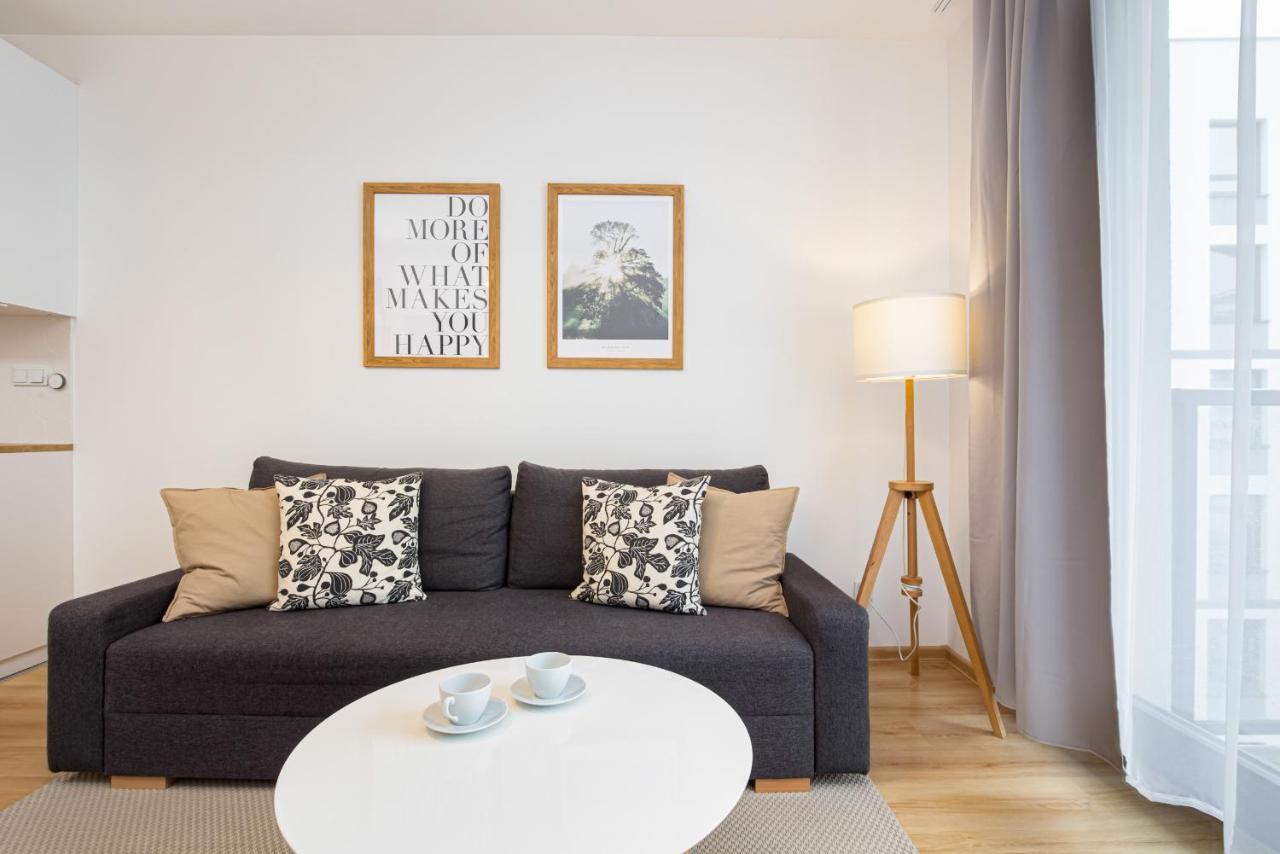 Kasprzaka By Renters * Варшава