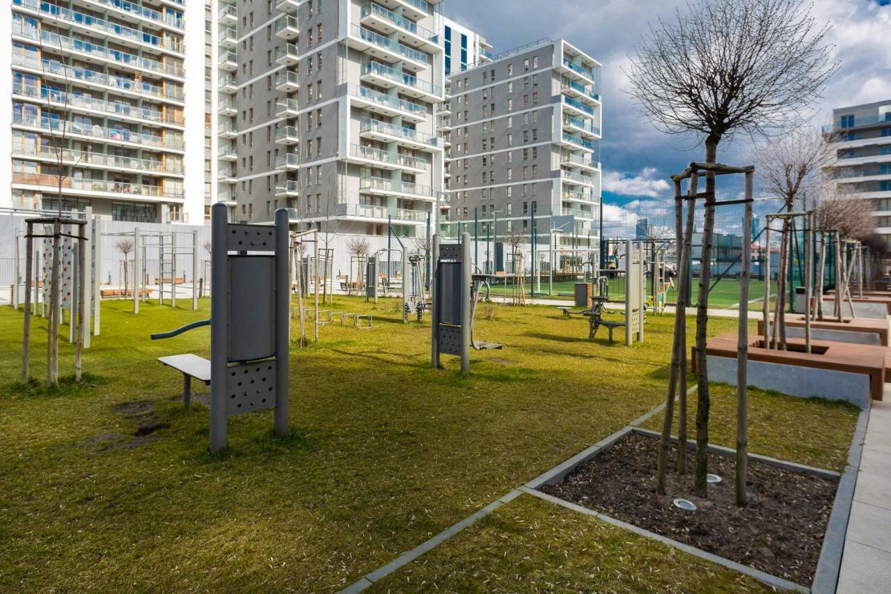 Kasprzaka By Renters Apartment *