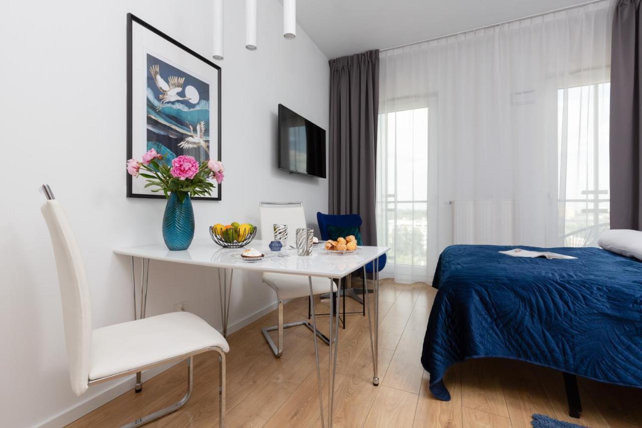 Kasprzaka By Renters * Warszawa